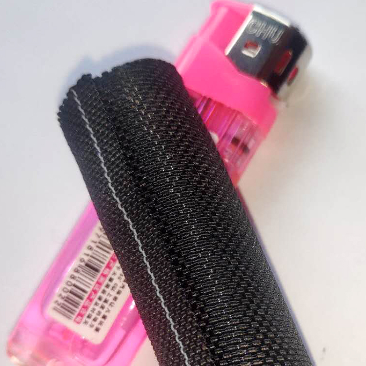 黑色加白邊自卷式套管